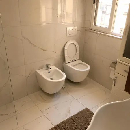 Besa House At The Square Appartement *